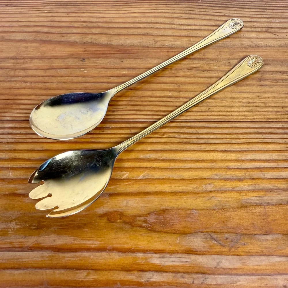 Vintage English Silverplate Serving Utensils | Shell Scroll Pattern | Set of 2